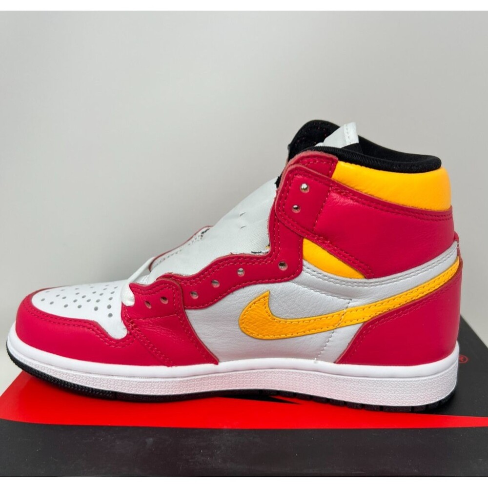 Size 5 - Air Jordan 1 Retro High OG Light Fusion Red Shoes 555088-603 - Picture 4 of 7